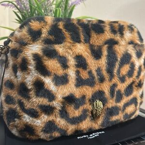 Kurt Geiger London
Kensington Puff Camera Crossbody Bag